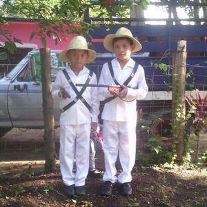 Meet your Posher, Moises